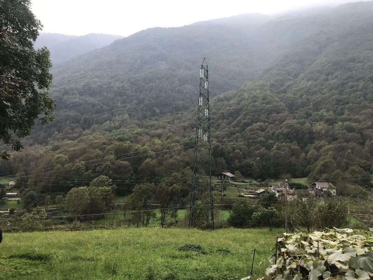 Villa Il Bilocale Della Nonna Locana Exterior foto